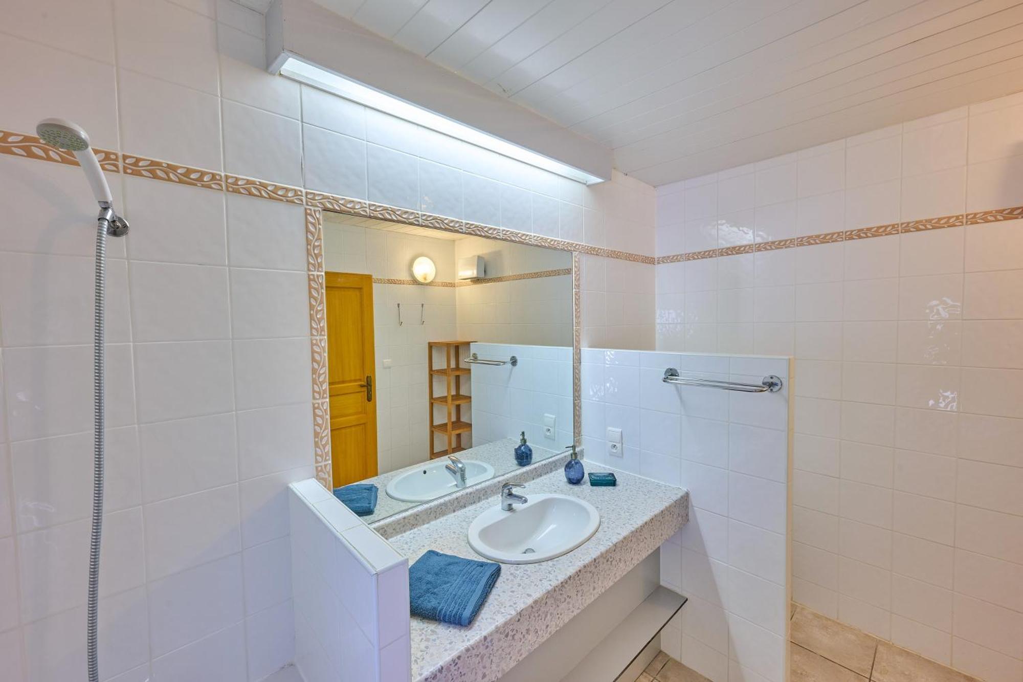 Francecomfort - L'espinet 3* Quillan